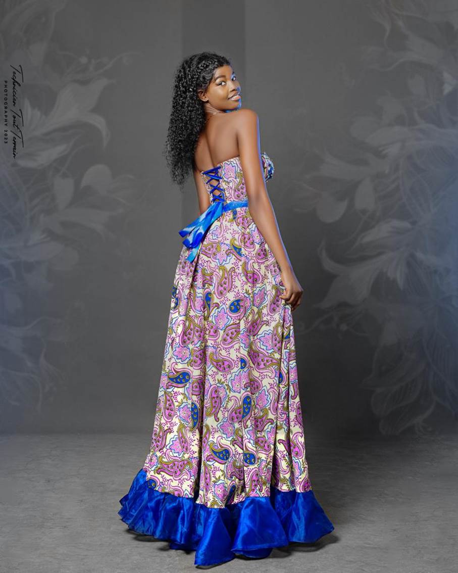 Une image contenant habits, mode, haute couture, Stylisme

Description gnre automatiquement